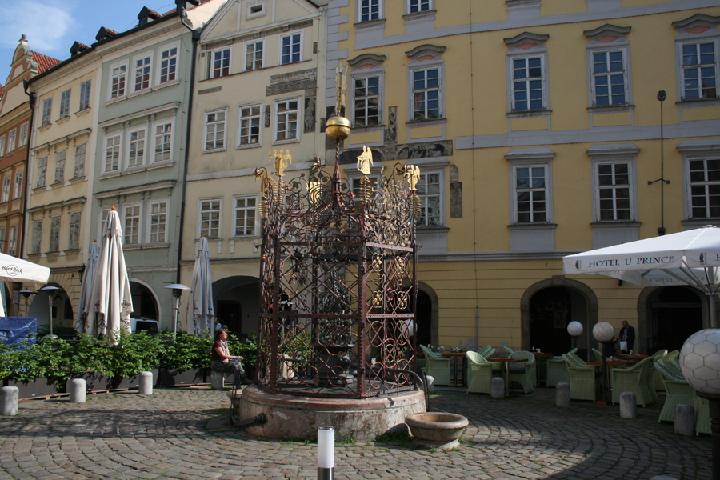 2014-04 Place vielle ville 008.JPG